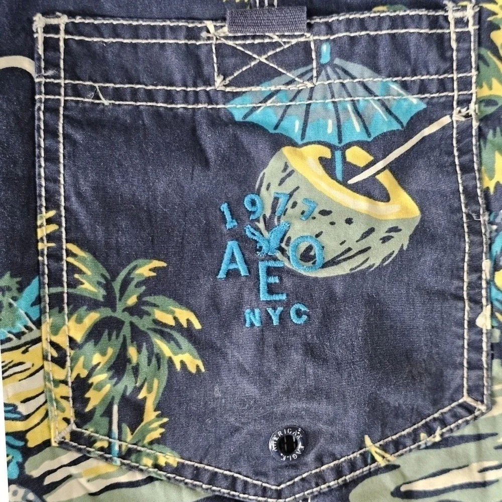 American Eagle Board‎ Shorts Mens 36 (fits 38) Navy Blue Tropical Hawaiian Surf